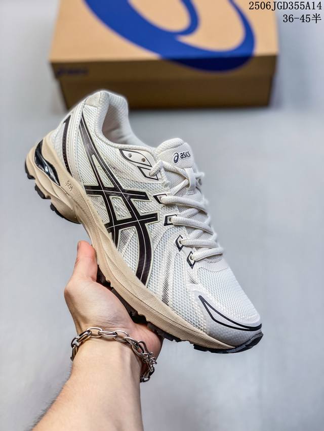 Asics Gel-1 亚瑟士新款运动跑步鞋 Asics Gel-1 可以称得上是复古美学的入门代表作，它所呈现的是千禧年后期的时代变迁风格。 整双鞋在鞋面部分