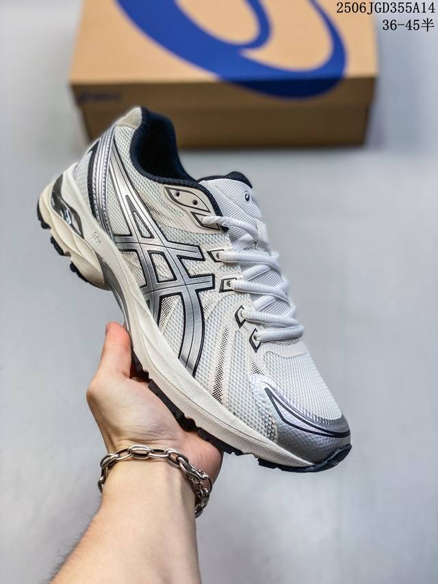 Asics Gel-1 亚瑟士新款运动跑步鞋 Asics Gel-1 可以称得上是复古美学的入门代表作，它所呈现的是千禧年后期的时代变迁风格。 整双鞋在鞋面部分