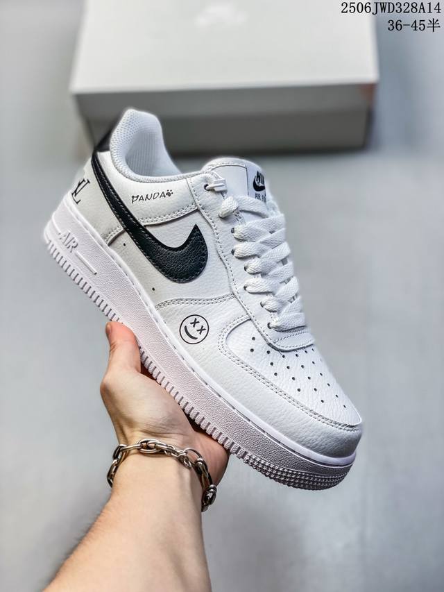 公司级带半码 Nike Air Force 1 ‘07 Low 空军一号 低帮 运动鞋 休闲鞋 折边针车 工艺难度大 原楦头原纸板 原装鞋盒 定制五金配件 内置