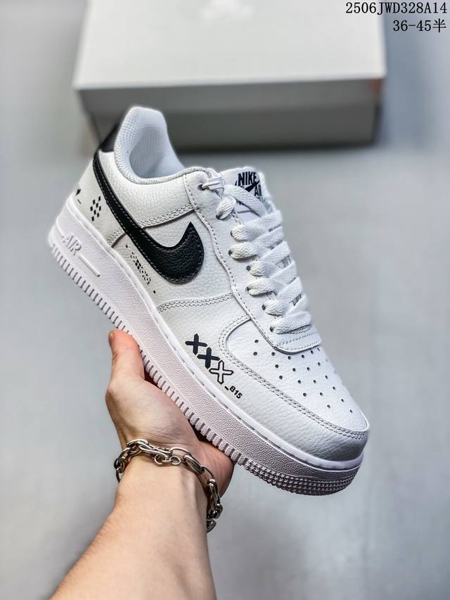 公司级带半码 Nike Air Force 1 ‘07 Low 空军一号 低帮 运动鞋 休闲鞋 折边针车 工艺难度大 原楦头原纸板 原装鞋盒 定制五金配件 内置