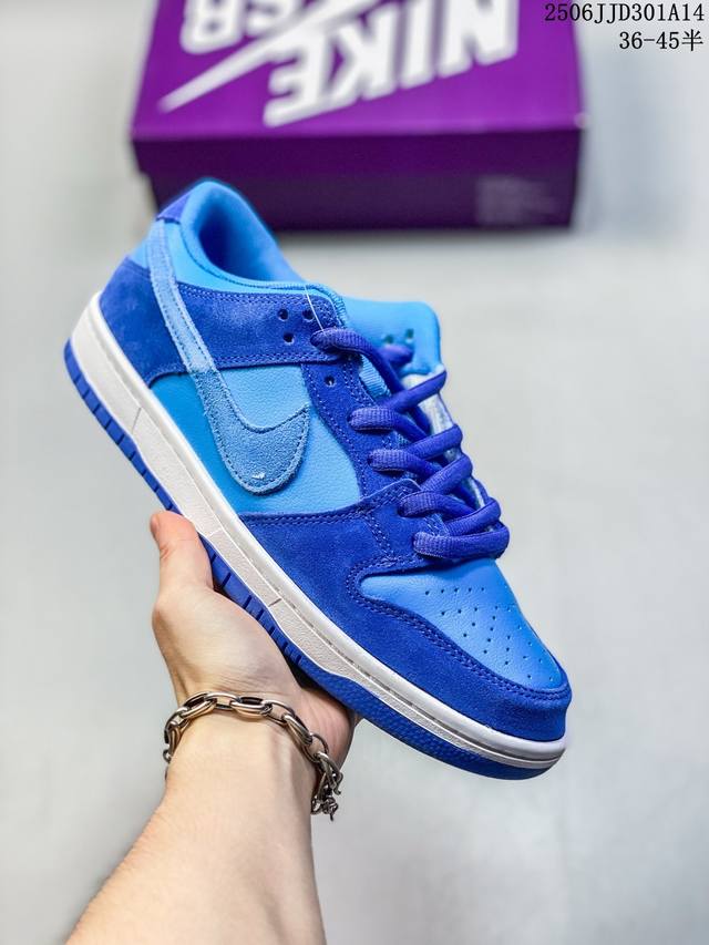 真标带半码 耐克Nike Sb Dunk Low Sb 系列扣篮系列复古低帮休闲运动滑板板鞋。采用脚感柔软舒适Zoomair气垫，有效吸 收滑板等极限运动在落地