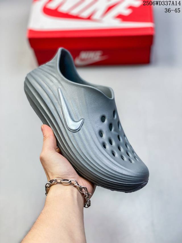 Nike Reactx Rejuven8男子凉鞋采用质感柔软且出众回弹的 Reactx泡绵，缔造非凡舒适的日常穿着体验，助你保持活力。鞋面透气孔设计，营造出色透