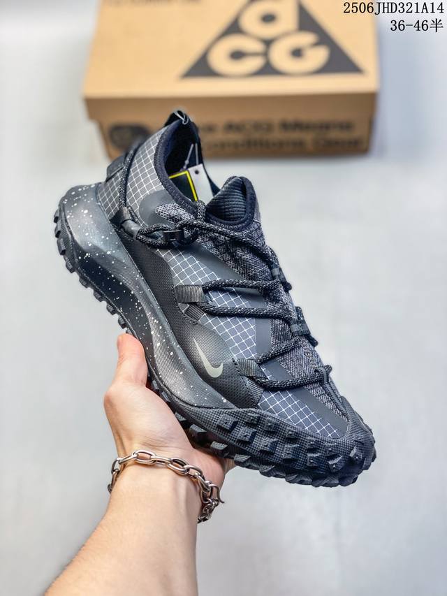 Nike Acg Mountain Fly Low Gtx Se 机能风格 采用匠心设计，打造耐穿迅疾风格，让你在沙漠、峡谷和深山中探险时也能像在城市一般轻松自