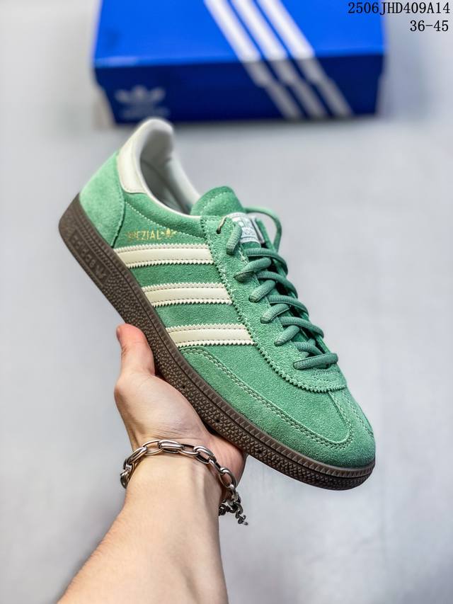 Adidas Handball Spezial 三叶草手球特别版圣帕特里克节联名款 全鞋采用Yezzy500一样的皮料 进口长绒皮，特殊工艺技术 原盒包装 牛筋