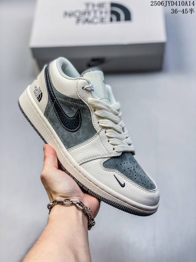 公司级Nk Dunk Low Retro “Diy高端定制” 低帮休闲运动板鞋 原装头层材料 用料绝不含糊 独家版型蒸餾加工帶來的是更好的视觉和脚感体验 清洁度