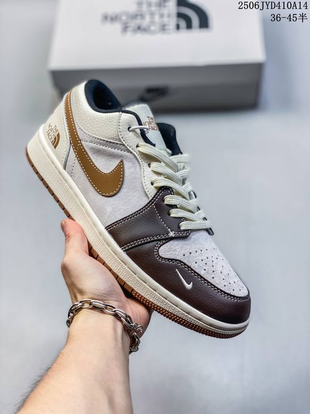 公司级Nk Dunk Low Retro “Diy高端定制” 低帮休闲运动板鞋 原装头层材料 用料绝不含糊 独家版型蒸餾加工帶來的是更好的视觉和脚感体验 清洁度