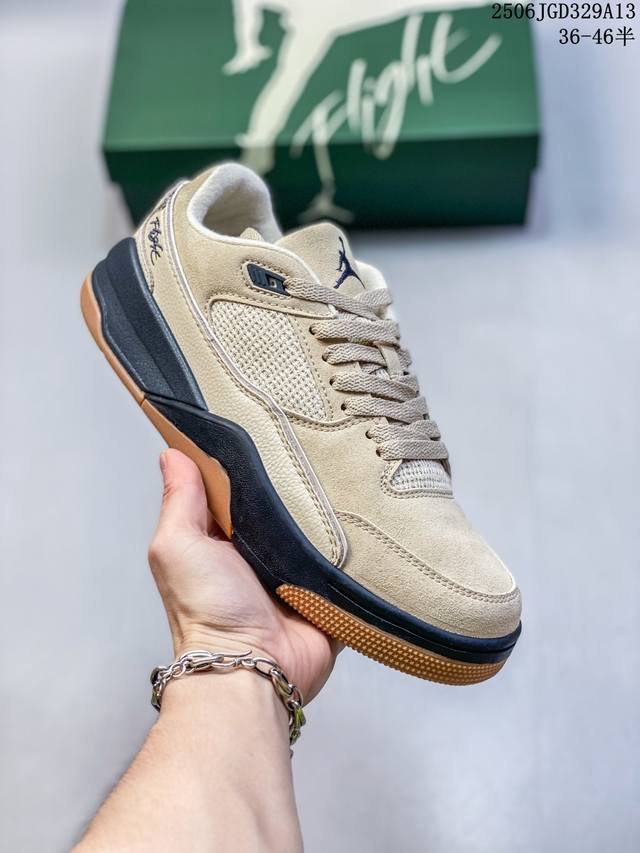 耐克 Nike Air Jordan 4 Retro Og 中帮 迈克尔 乔丹Aj4代乔4 复古休闲运动文化篮球鞋。秉承轻量化的速度型篮球鞋设计思想完成设计，降