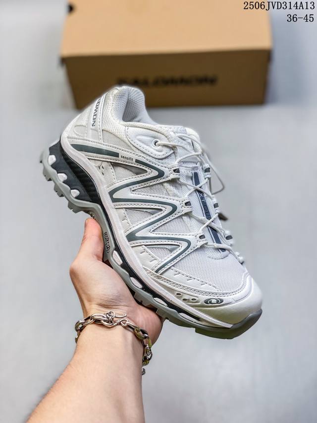 公司级Salomon萨洛蒙 Xt-Quest Adv 探索者系列户外越野跑鞋 鞋面采用Sensifit贴合技术 全方位贴合包裹脚型 鞋跟部鞋底牵引设计 提供强大