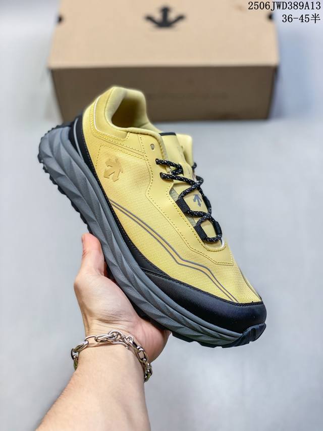 公司级迪桑特Descente Terrain D 舒适 防滑耐磨 低帮 生活休闲鞋 尺码：见图 编码：06Jwd389A13