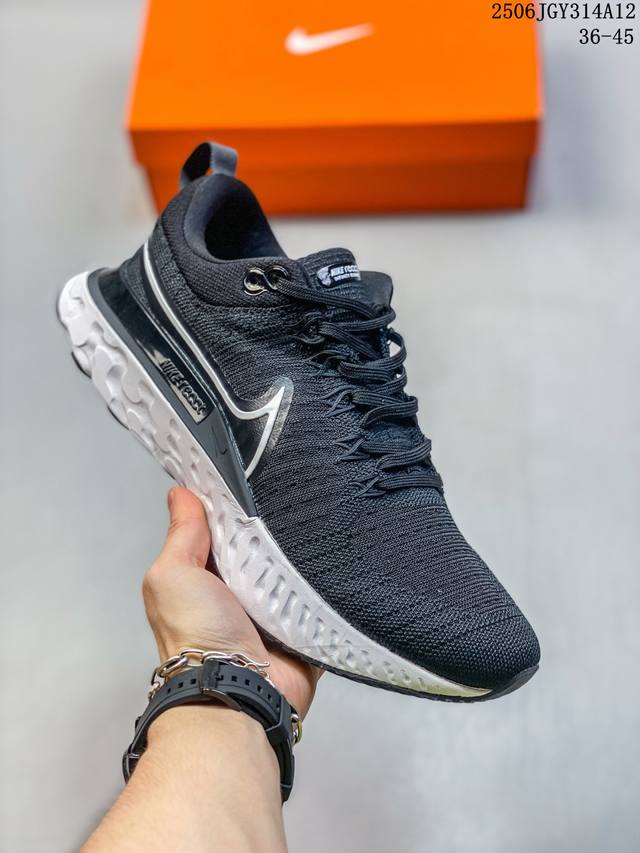 公司级耐克Nike React Infinity Run Fk 2Prm瑞亚机能风疾速系列越野缓震休闲运动鞋。新品首发 官方正确版原装组合大底 它鞋面足够灵活，