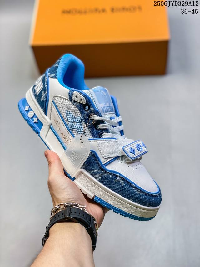 Louis Vuitton 路易威登 原装进口皮革鞋面材质，原装一致Tpr光泽组合鞋底，耐弯折滴塑支持片，鞋垫嵌入超软脚感乳胶材质驴的篮球鞋,Virgil Ab