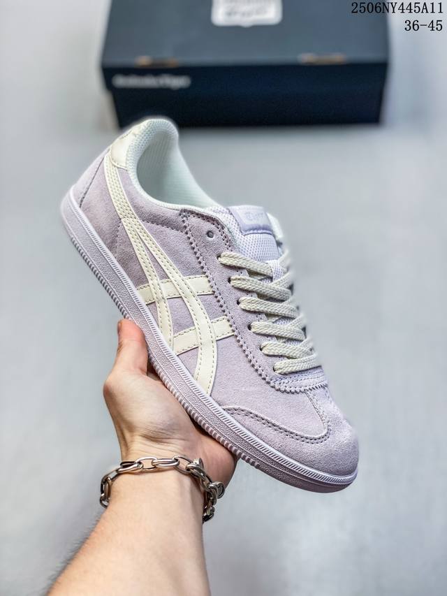 亚瑟士 Onitsuka Tiger Tokuten 复古低帮休闲跑鞋 实拍首发 Tokuten的灵感来源于80年代的室内用鞋 T-Toe前足补强设计 室内鞋的