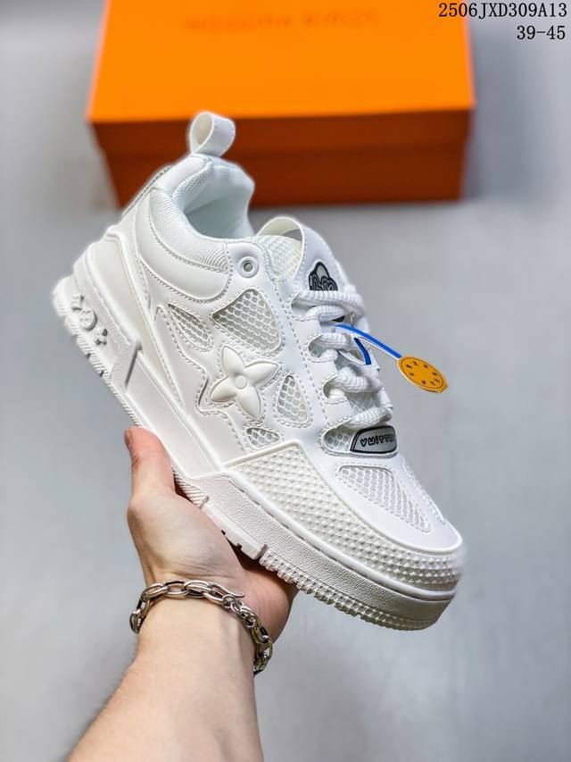 全新Lv路易威登Louis Vuitton Trainer Sneaker Low休闲运动文化百搭板鞋 货号：Dm 9 03517 Size：36-45带半码