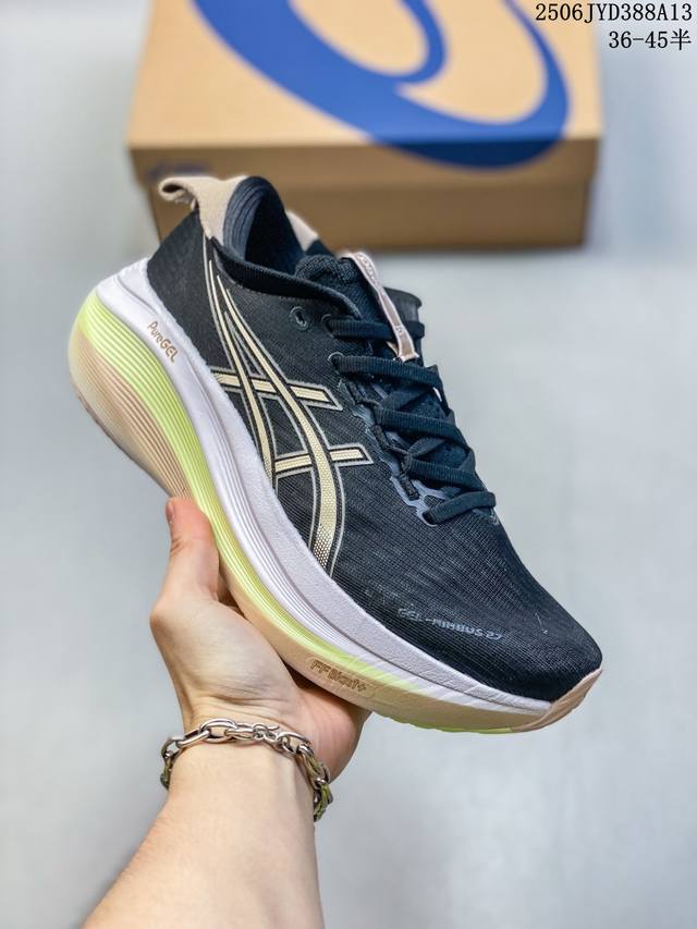 公司级 Asics亚瑟士升级Gel-Nimbus 27女款跑鞋透气缓震回弹跑鞋N27跑步鞋该鞋款专为提高跑者舒适度和运动表现而设计，搭载了新型鞋面材料和更强的缓