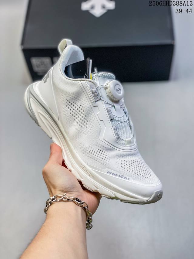 真标带半码 Hoka One One Clifton 10 舒适百搭 低帮 休闲跑步鞋 男款 绿色 尺码：见图 编码：06Hhd388A13