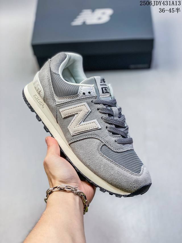 公司级New Balance Nb5740系列 凭借多种严选的优质素材重塑出让人耳目一新又充满层次感的革新中低结构。为呼应90年代的巨大化潮流，鞋侧也点题采用了