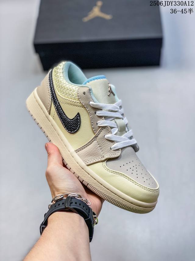Air Jordan Aj1 Low 低帮 白蓝牛仔 Ih0648-141 终端优势供应 市面中低帮最具代表性版本没有之一 口碑大厂出品 品控大底版型不断改良更