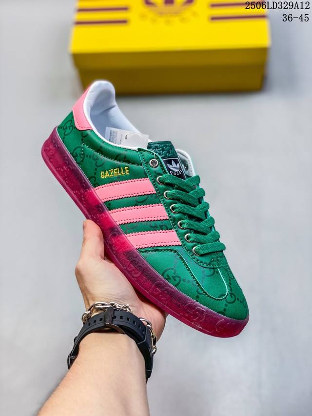 阿迪达斯 Adidas Originals X Gucci Gazelle 阿迪古驰联名经典休闲板鞋 复古男女运动鞋 融汇两个品牌丰富且历史悠久的典藏元素, A