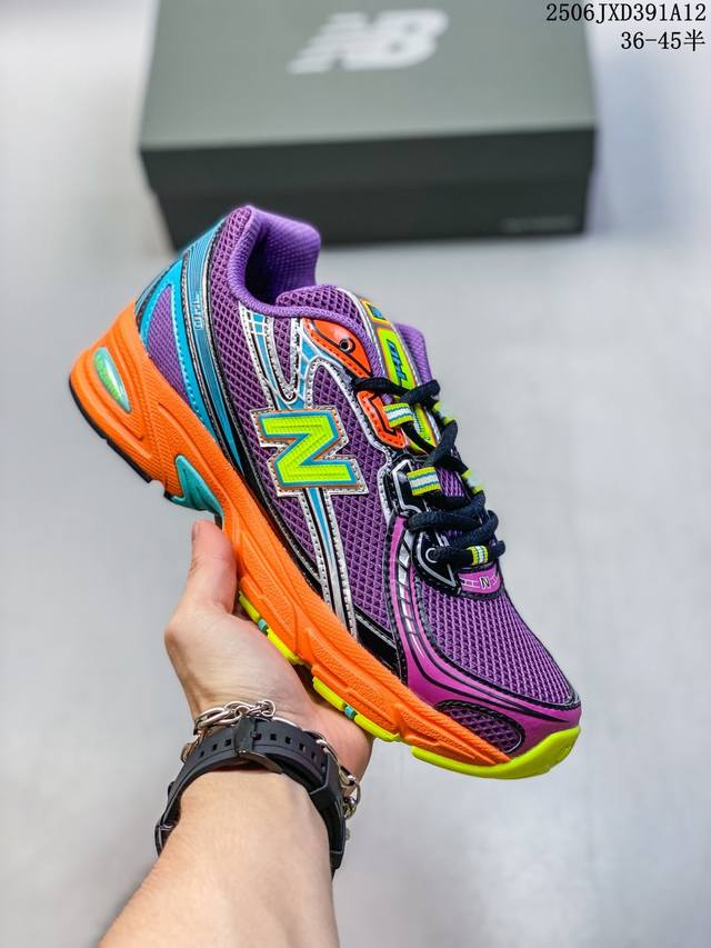 New Balance Mr740 Nb新百伦系列复古老爹风休闲运动慢跑鞋。采用轻质牛剖革拼接透气网眼衬垫织物鞋面材质 T-Beam大底提供足步弓支撑 保持步态