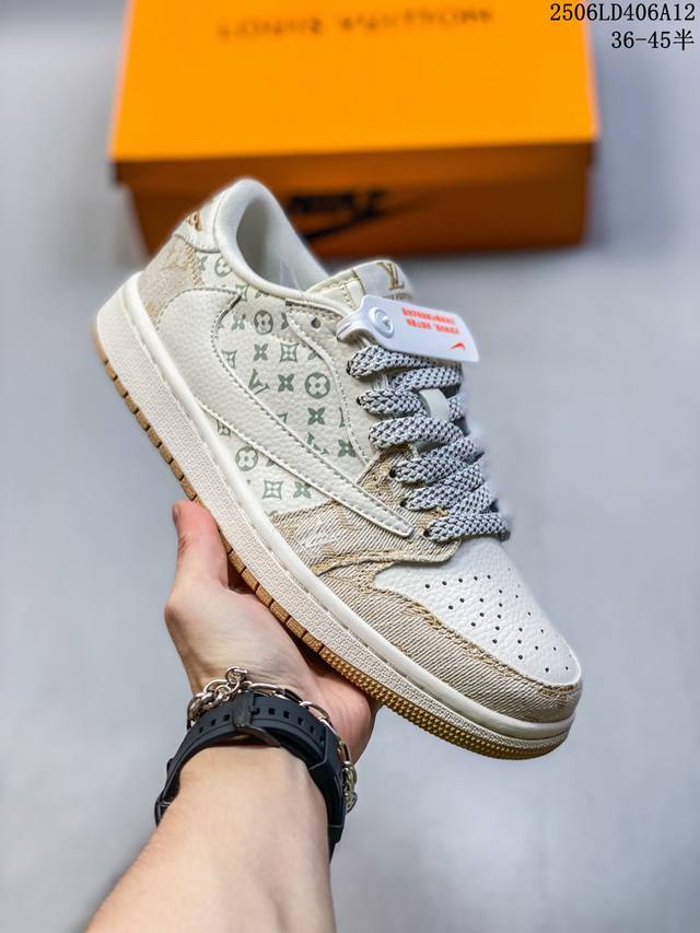 Travis Scott X Fragment Design X Jordan Air Jordan 1 Low Og Sp Lv联名 “黑牛仔印花” 多方联名