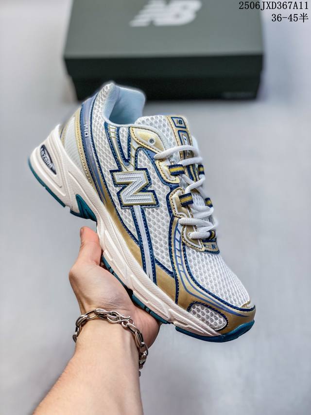 Asics Gel-Ds Trainer14柔软舒适防滑耐磨低帮 休闲跑步鞋男女同款，红头和字母穿到亚瑟士，鞋侧的虎爪Asics Logo 鞋面相互交融， 在脚