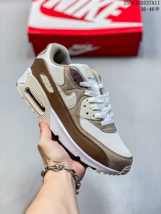 Q司级Nike Air Max 90 初代复古气垫百搭休闲运动慢跑鞋复古小气垫史上第一双可视气垫跑鞋 凭借着 Air Max 气垫带来的舒适脚感和鞋面面料上的不
