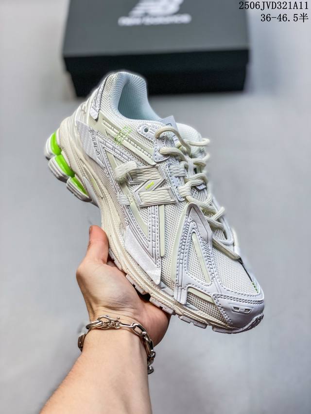 真标带半码！ 新百伦New Balance 1906 复古跑鞋 小红书爆款 Nb1906这双鞋确实是Nb家经典复古款式之一，以全新科技诠释，成功打造1906鞋款