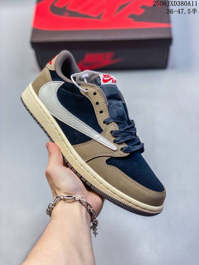 公司级Aj1倒勾Travis Scott X Air Jordan 1 ” Reverse Mocha “ Aj1乔1 Ts 闪电 联名倒钩 低帮文化篮球鞋 完