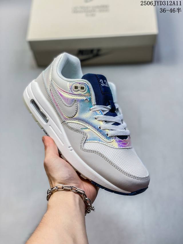 公司级真标带半码！ 耐克 Nike Air Max 1 初代复古气垫慢跑鞋 由Tinker Hatfeld和Mark Parker在1987年设计 灵感来自于巴
