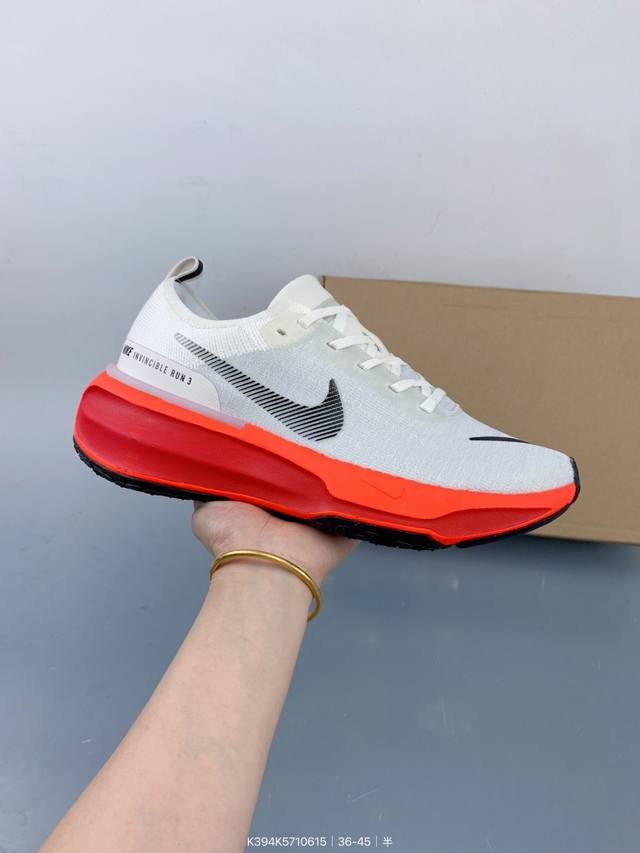 Nk Zoomx Invincible Run Flyknit 3 不可战胜3代系列轻量飞织低帮休闲运动慢跑鞋 此鞋专为短跑运动员而生 是为 5 至 10 公里