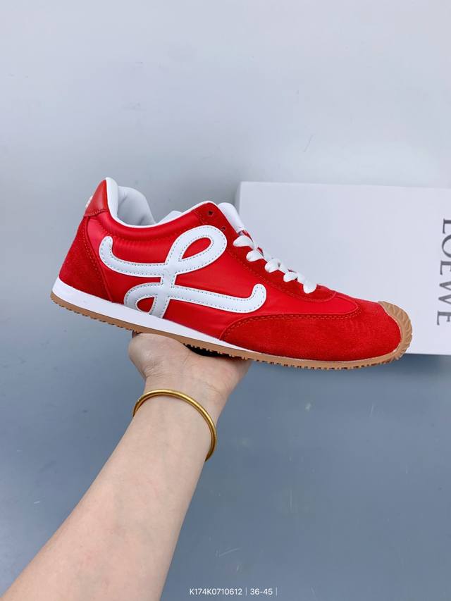 罗意威 Loewe Ballet Runner 2.0 Sneakers 芭蕾舞2.0系列阿甘复古风德训薄底百搭休闲运动鞋 Size：如图 编码：K174K07