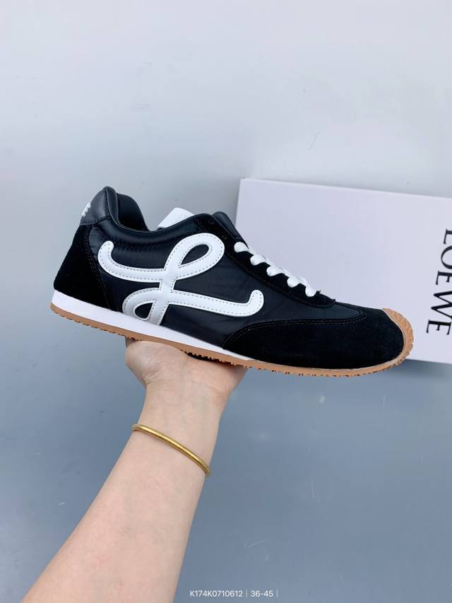 罗意威 Loewe Ballet Runner 2.0 Sneakers 芭蕾舞2.0系列阿甘复古风德训薄底百搭休闲运动鞋 Size：如图 编码：K174K07