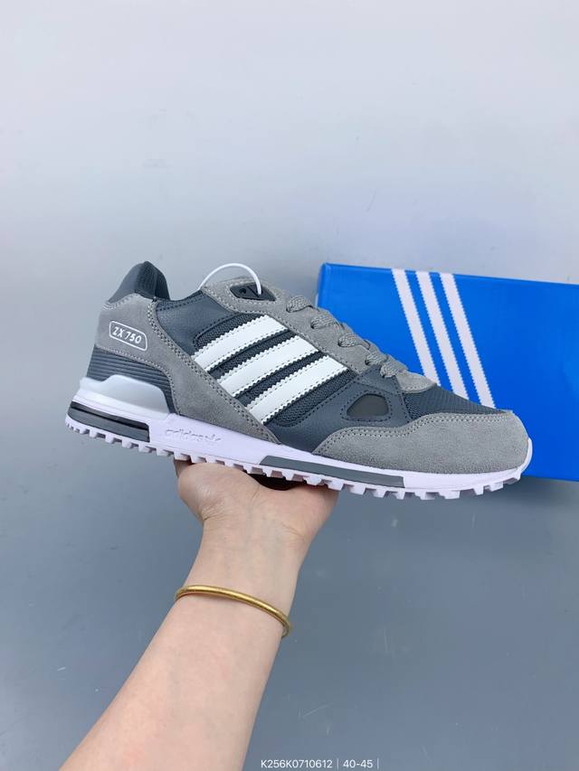 阿迪达斯Adidas Originals Zx750 复古休闲百搭运动慢跑鞋 Size：如图 编码：K256K0710612