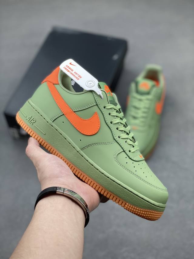 工厂P套现 福利特价 原本地200版本 独家实拍Nike Air Force 1‘07 原楦头原纸板 打造纯正低帮空军版型专注外贸渠道 全掌内置蜂窝气垫 原盒配