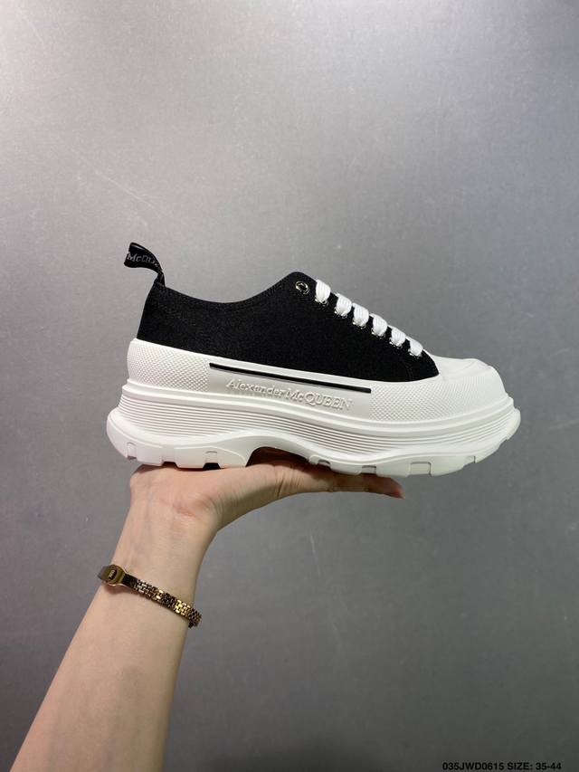 公司级意大利高奢品牌Alexander Mcqueen亚历山大 麦昆 Sole Leather Sneakers低帮时装厚底休闲运动小白鞋 货号:462214