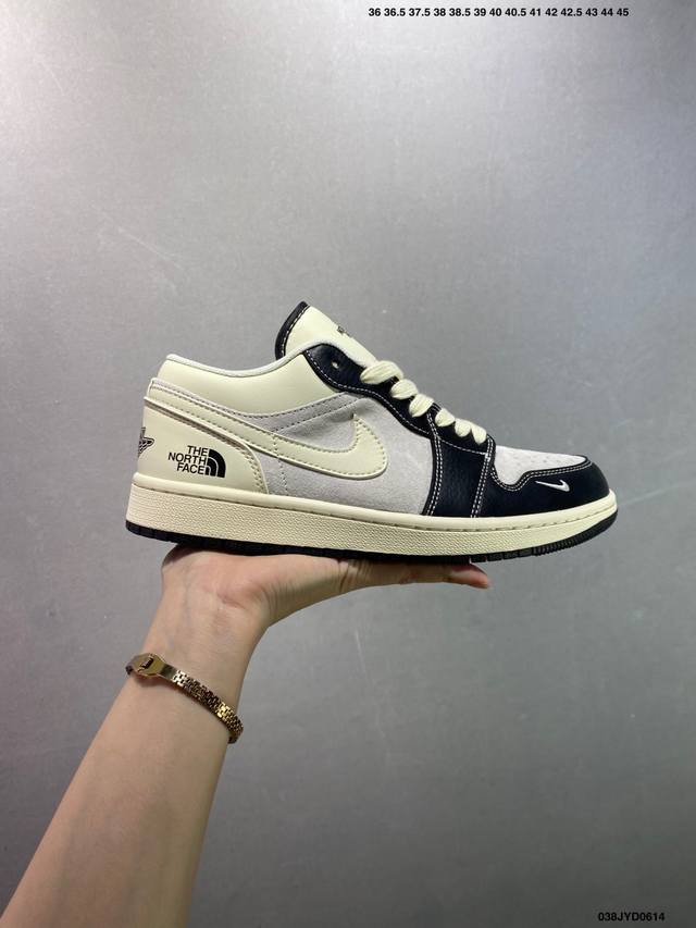 公司级Air Jordan Aj1 Low 低帮系列定制配色Wg8850-012 原厂内置气垫魔块 A模大底 头层小牛皮 鞋舌Aj原厂专用牛津布+Aj专用反口珍