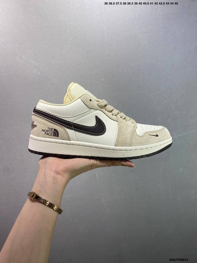 公司级Air Jordan Aj1 Low 低帮系列定制配色Wg8850-012 原厂内置气垫魔块 A模大底 头层小牛皮 鞋舌Aj原厂专用牛津布+Aj专用反口珍