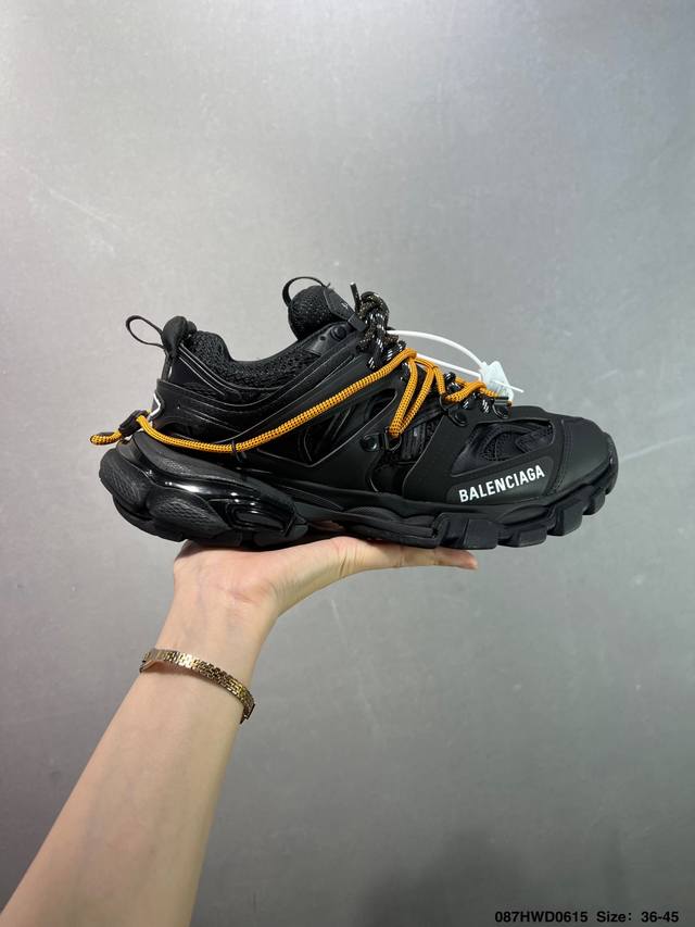 公司级Balenciaga 巴黎世家 男女鞋原版一致配件防尘袋及附送鞋带，全部采用原档案原楦数据开发，1:1比例克重，原装全掌升级乳胶鞋垫设计，市面最为正确东莞