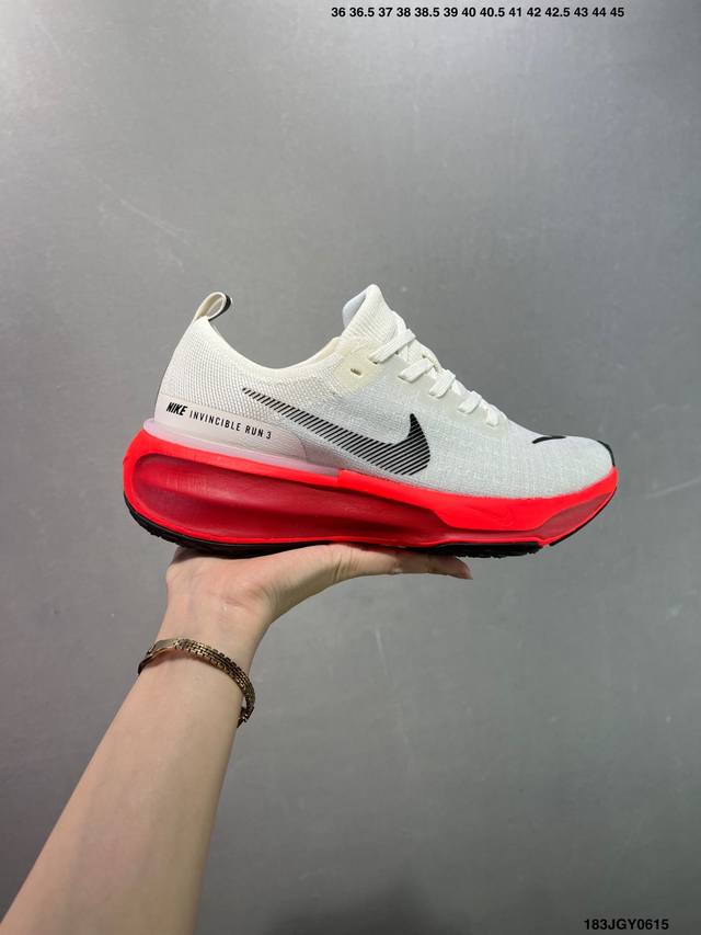 Nk Zoomx Invincible Run Flyknit Fk3轻量飞织低帮休闲运动慢跑鞋 此鞋专为长跑运动员而生 是为5至10公里距离的赛事和训练打造研
