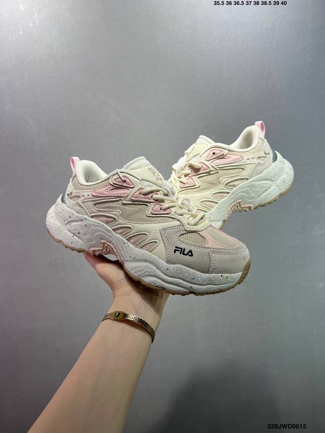 公司级Fila Fusion 斐乐潮牌 时尚潮流休闲运动板鞋 纯原版本 鞋面设计理念源自于历史篮球鞋款Smash 从其复古鞋面提炼元素 结合板鞋鞋底做现代拼接的