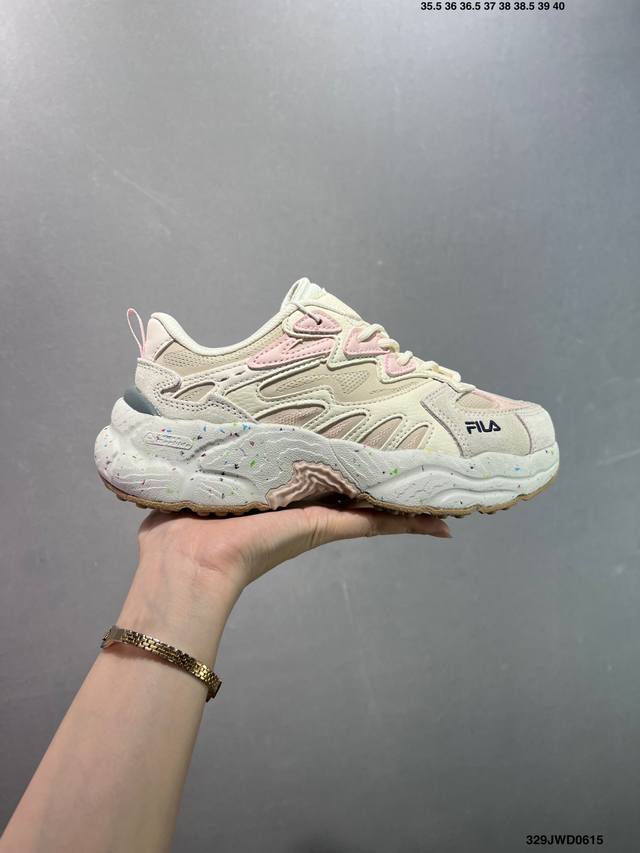公司级Fila Fusion 斐乐潮牌 时尚潮流休闲运动板鞋 纯原版本 鞋面设计理念源自于历史篮球鞋款Smash 从其复古鞋面提炼元素 结合板鞋鞋底做现代拼接的