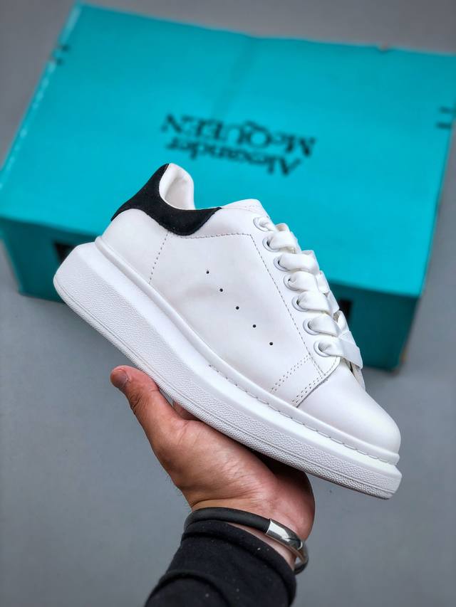6.18重磅福利 原价 毒盒麦昆 海外指定版本 独家毒平台礼盒包装 Alexander Mcqueen 亚历山大麦昆 松糕鞋厚底增高小白鞋 进口丝绸亚光原版正品
