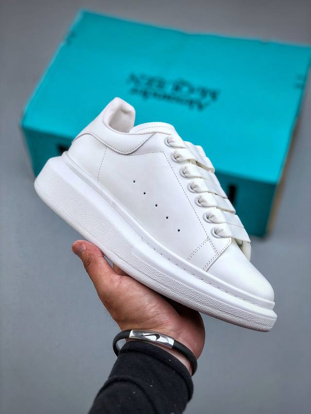 6.18重磅福利 原价 毒盒麦昆 海外指定版本 独家毒平台礼盒包装 Alexander Mcqueen 亚历山大麦昆 松糕鞋厚底增高小白鞋 进口丝绸亚光原版正品