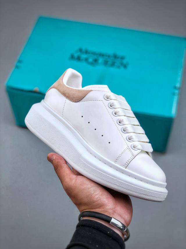 6.18重磅福利 原价 毒盒麦昆 海外指定版本 独家毒平台礼盒包装 Alexander Mcqueen 亚历山大麦昆 松糕鞋厚底增高小白鞋 进口丝绸亚光原版正品