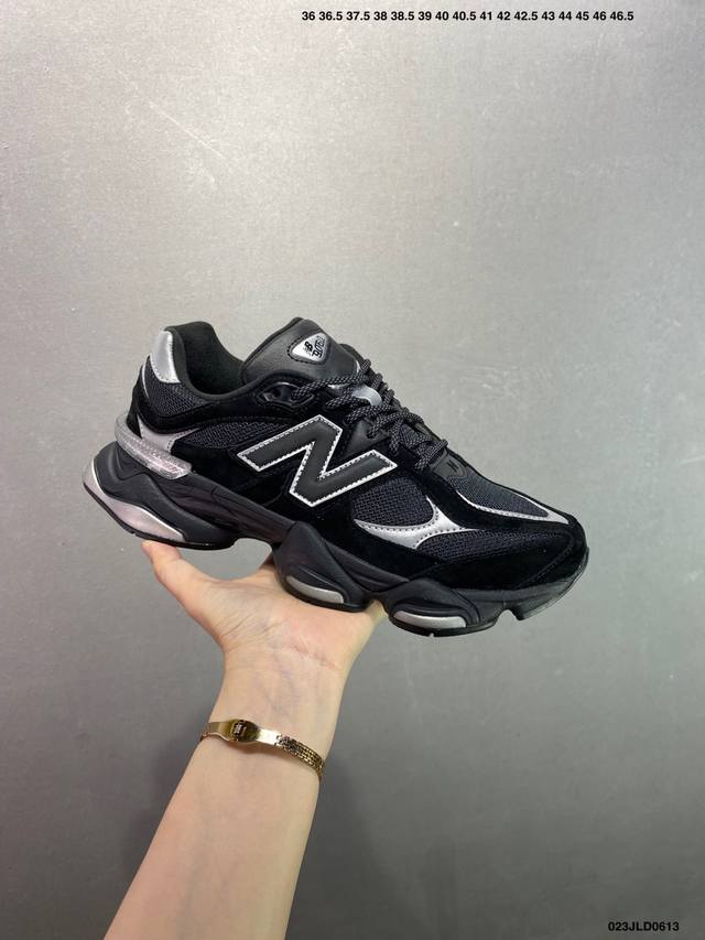 公司级Joe Freshgoods X New Balance Nb9060 联名款 复古休闲运动慢跑鞋 鞋款灵感源自设计师本人对夏日的怀日回忆。鞋面大身由空间