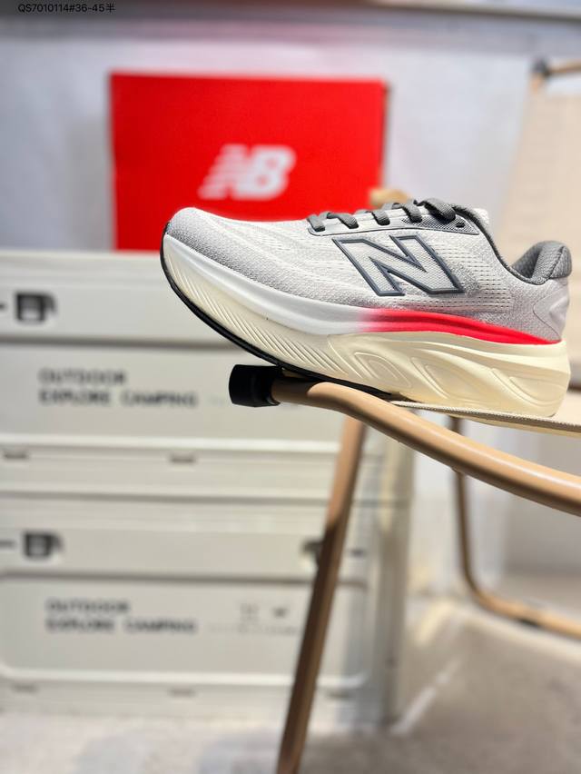New Balance Nb Fresh Foam Evoz舒适耐磨低帮跑步鞋 纯原版本受到Fresh Foam舒适骑行的启发跑鞋将毛绒舒适感提升到一个新的水平