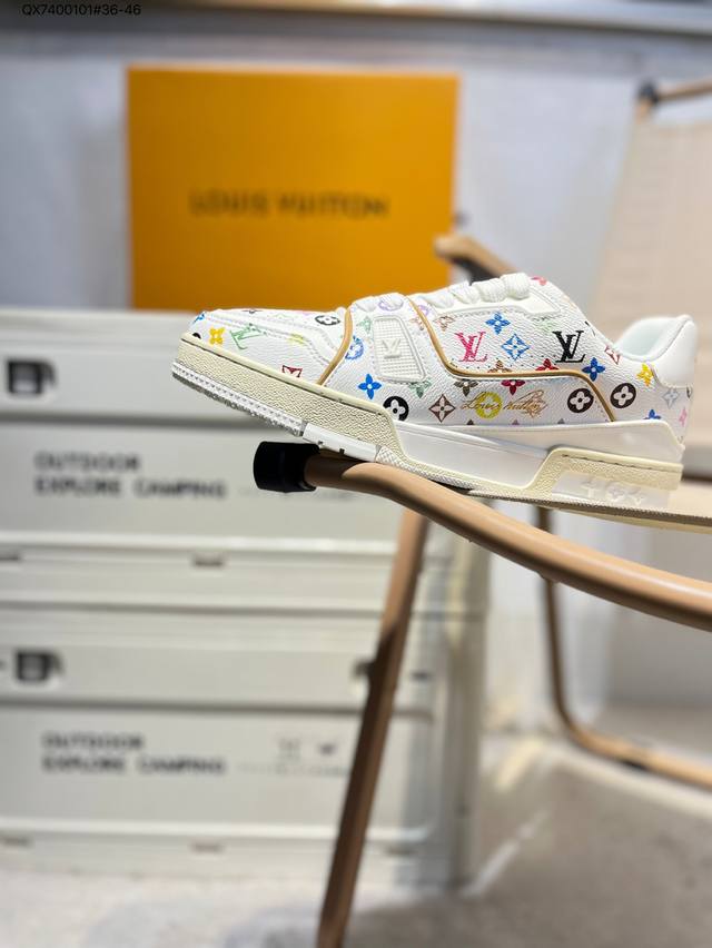 路易威登 Louis Vuitton Lv路易威登板鞋 新款 Lv Trainer最新配色运动鞋 L家 篮球鞋风格运动鞋 该鞋由艺术总监 Virgil Ablo