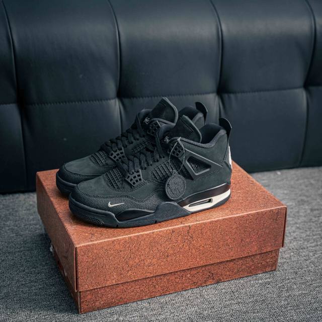 核心私 Air Jordan Aj4 Retro 原楦原纸板同源开发 完美呈现乔4的版型 内侧正确双色网格 还原细节 正确气垫颜色 正确网格工艺 正确拉帮工艺