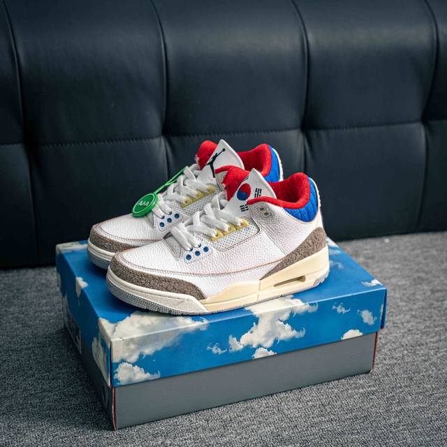 核心私 Air Jordan 3 Retro Seoul Aj3 乔3首尔 此次复刻版相较于 2018 年的原版首尔 Air Jordan 3 ，此次保持了标志