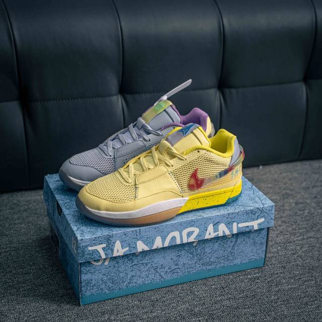 核心私 Nike Ja 1 Ep 莫兰特 防滑低帮篮球鞋 先行公司级 简单的中底配置 前掌Zoom Air 加上全掌React带来充分的缓震回弹脚感 低重心的设